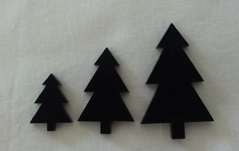 Corbett Creations (3) acrylic Christmas trees approx. 4cmx2cm - 2cmx1.5cm
